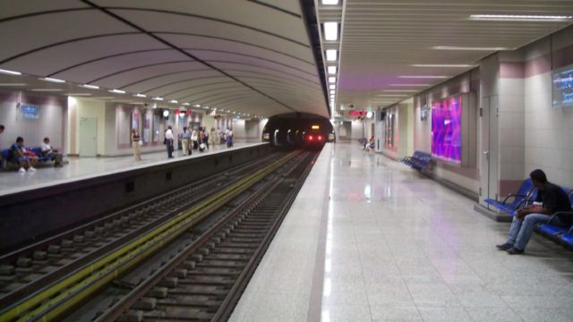 Μετρό: Νωρίτερα έκλεισε ο σταθμός “Πανεπιστήμιο” – Ανοιχτό θα παραμείνει το “Σύνταγμα”