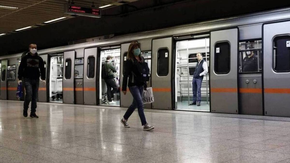 Μετρό: “Λουκέτο” μπήκε στο σταθμό “Πανεπιστήμιο”