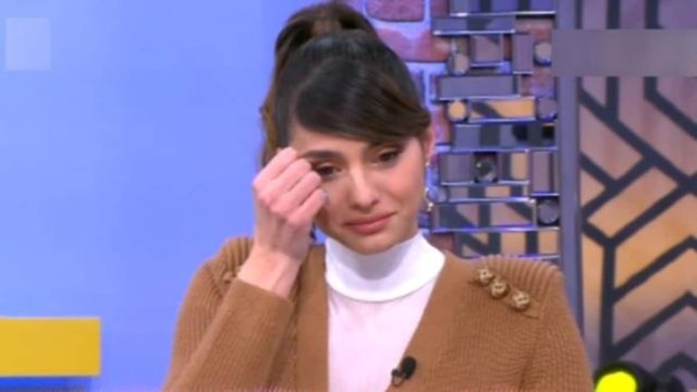 “Λύγισε” στον αέρα η Ηλιάνα Παπαγεωργίου: “Είναι πολύ σκληρό να βλέπεις να…”
