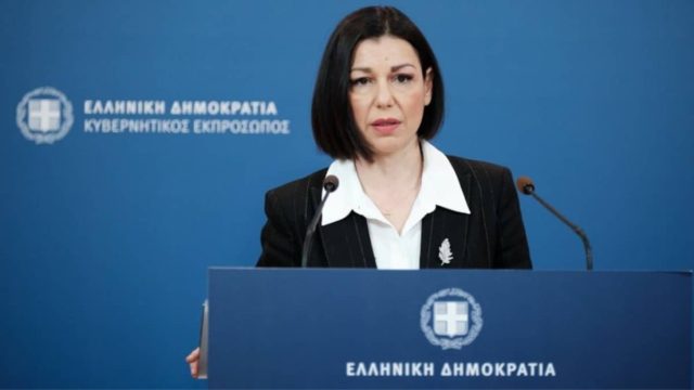 Κάνει το μεγάλο βήμα η κυβέρνηση για τις καταγγελίες: “Θα υπάρξουν πρωτοβουλίες για ένα ευρύτερο πλαίσιο αποτροπής”