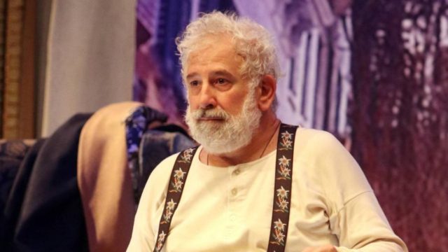 Πέτρος Φιλιππίδης: «Κεραυνοί» του σεναριογράφου του «Χαιρέτα μου τον Πλάτανο» – «Τελειώνει οριστικά…»