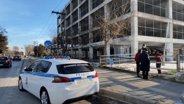 Θρίλερ στη Θεσσαλονίκη: Εντοπίστηκε πτώμα σε κτήριο του ΑΠΘ (Video)