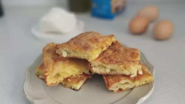 Ρουμελιώτικη τυρόπιτα με 6 υλικά!