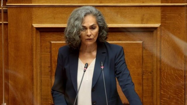 Σοκαριστική καταγγελία: Προπηλακισμός της αντιπροέδρου της Βουλής Σοφίας Σακοράφα από την Αστυνομία!
