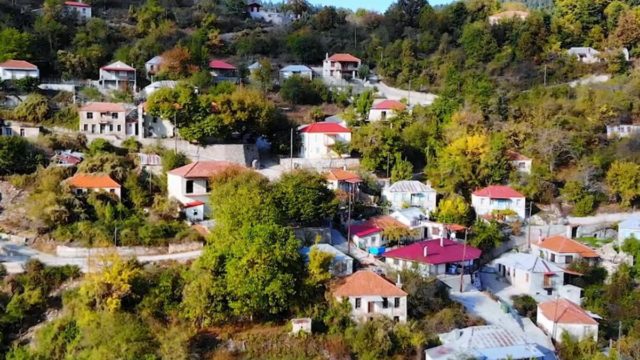 Ευρυτανία: Ταξιδεύουμε στον παραδοσιακό οικισμό Συγγρέλο