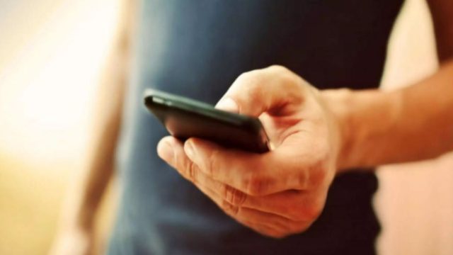 Προσοχή απάτη: Αν σας έρθει αυτό το SMS στο κινητό μην απαντήσετε