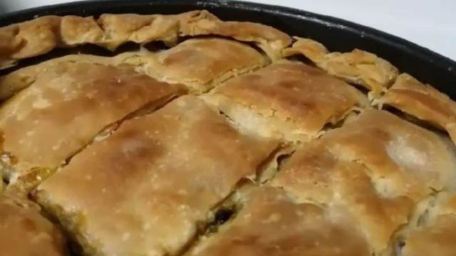 Σπανακόπιτα με σπιτικό φύλλο