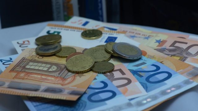 Συντάξεις Μαρτίου: Τι θα γίνει με τις πληρωμές των δικαιούχων – Ποιες είναι οι ημερομηνίες ανά Ταμείο