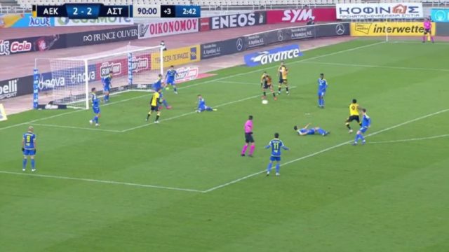 Super League: Θρίλερ στο ΟΑΚΑ! Ο Σιμάνσκι έσωσε την ΑΕΚ κόντρα στον Αστέρα (Video)