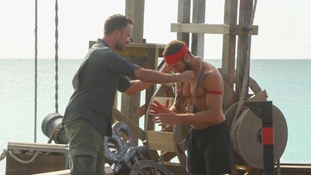 Survivor 4: Την πήρε κι έκανε… σαν παιδάκι – Νικητής στην ατομική ασυλία ο «Κόρο»