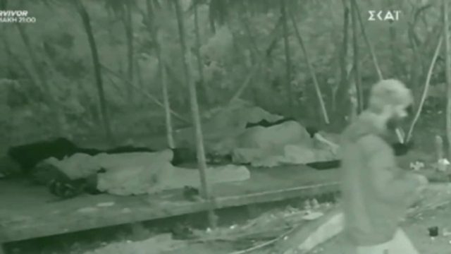Survivor 4: Σκάνδαλο στο ριάλιτι – Έφυγαν από την καλύβα ο Παππάς και ο Κρις