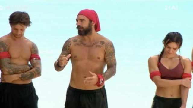 Survivor 4: Έστειλαν… φιλάκια στον Τριαντάφυλλο οι «Μπλε» – «Σε ευχαριστούμε για όλα…»