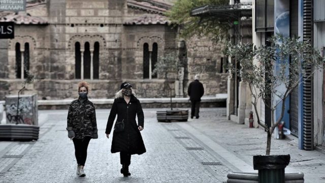 Κορωνοϊός: “Φωτιά” στην Αττική – Δραματική η κατάσταση στη Θεσσαλονίκη