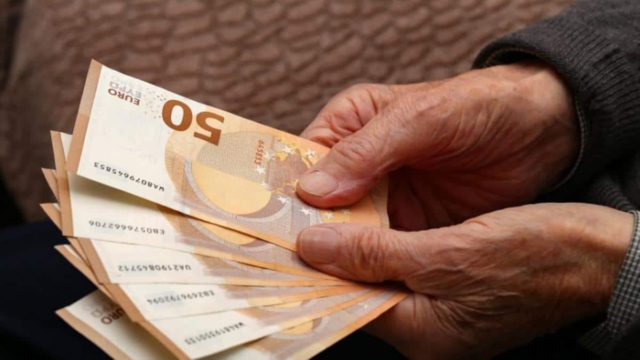 Τα πακέτα αναδρομικών που θα καταβληθούν έως το τέλος Μαΐου