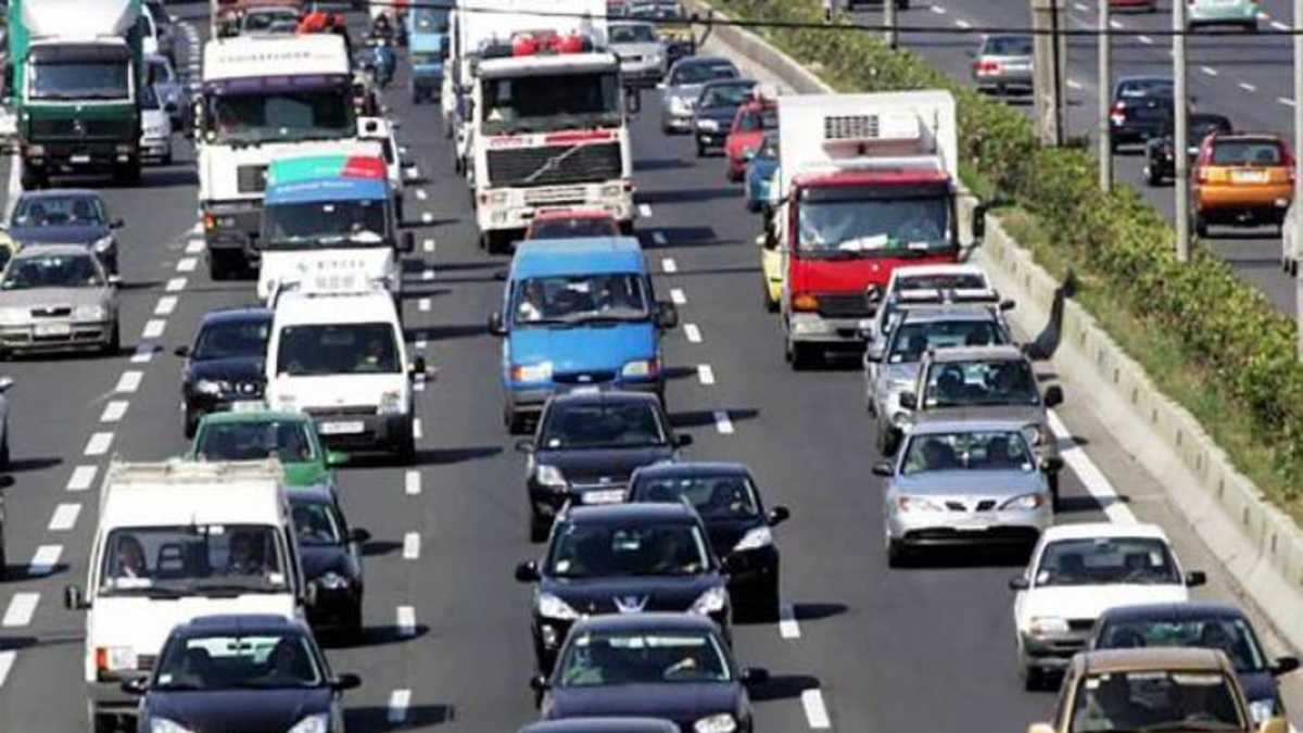 Τέλη κυκλοφορίας: Τελευταία ευκαιρία για όσους… τρέχουν να προλάβουν