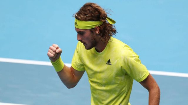 Australian Open: Θριαμβευτικά στους «16» ο Τσιτσιπάς