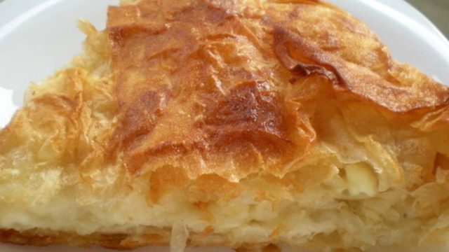 Τυρόπιτα… της κολάσεως με 4 τυριά και σόδα