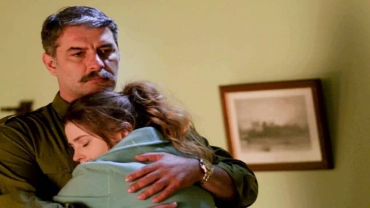 Άγριες Μέλισσες Spoiler: Ο Βόσκαρης αναγκάζει τη Σοφούλα να ψευδομαρτυρήσει στη δίκη του