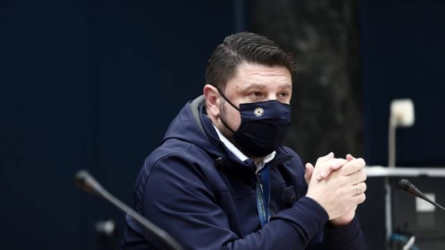 «Λουκέτο» στην Αττική: Τα νέα μέτρα που ανακοινώνονται άμεσα από τον Χαρδαλιά