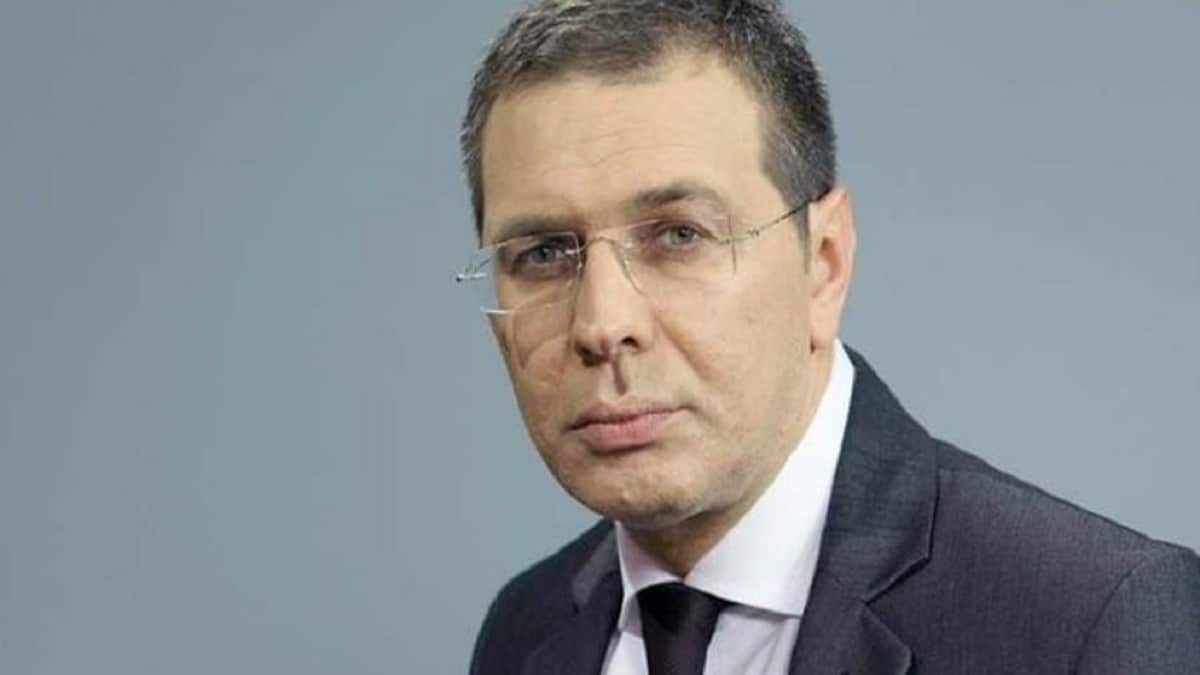 Συνελήφθη ο δημοσιογράφος Στέφανος Χίος
