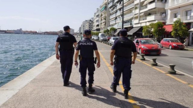 Κωδικός 4 στο 13033: Τι θα μπορεί να μας ρωτήσει ο αστυνομικός στον έλεγχο