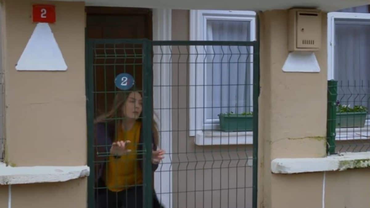 Elif: H Ιντζί μιλάει για το ατύχημα και η Μελέκ παθαίνει νευρική κρίση!
