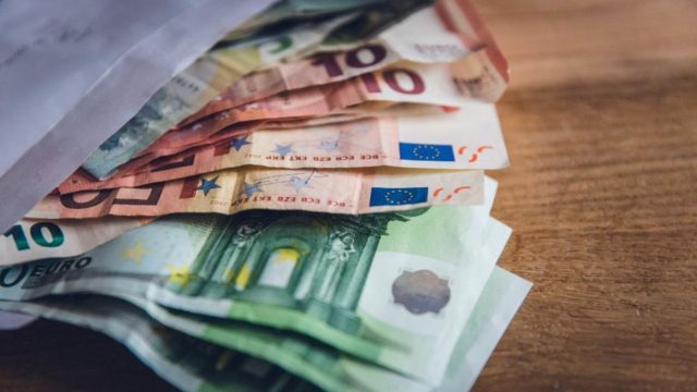 ΟΠΕΚΑ: Αυτά είναι τα επιδόματα που καταβάλλονται την τελευταία ημέρα του Μαρτίου