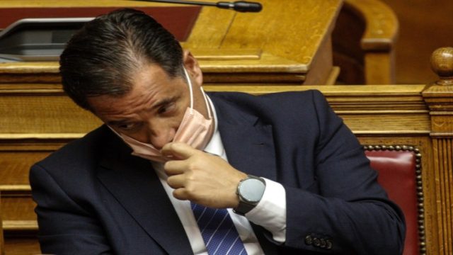 Άδωνις Γεωργιάδης: Νονός εν μέσω lockdown ενώ απαγορεύονται οι βαφτίσεις! (photo)
