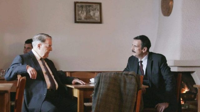 Άγριες Μέλισσες: Ο Θέμελης μαθαίνει ότι το μυστικό του έχει αποκαλυφθεί και αποφασίζει να δράσει