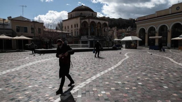 Άρση μέτρων: Γι’ αυτό τον λόγο σχεδιάζει χαλάρωση η κυβέρνηση, παρά την αύξηση των κρουσμάτων