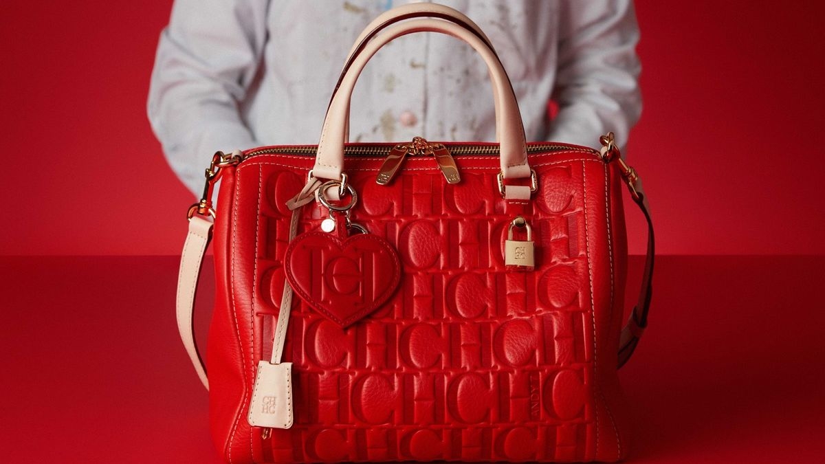 Η Carolina Herrera θα δωρίσει 7 εκατομμύρια δολάρια για την καταπολέμηση του COVID-19