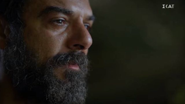 Survivor trailer 10/03: “Ηθοποιός και φίδι ο Τριαντάφυλλος” – Οι κόκκινοι ξεφτιλίζουν τον Ντάφυ! (video)