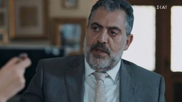 8 Λέξεις: Ο Μιλτιάδης χάνει τη γη κάτω από τα πόδια του όταν ο Άλκης του λέει ότι είναι γιος του!