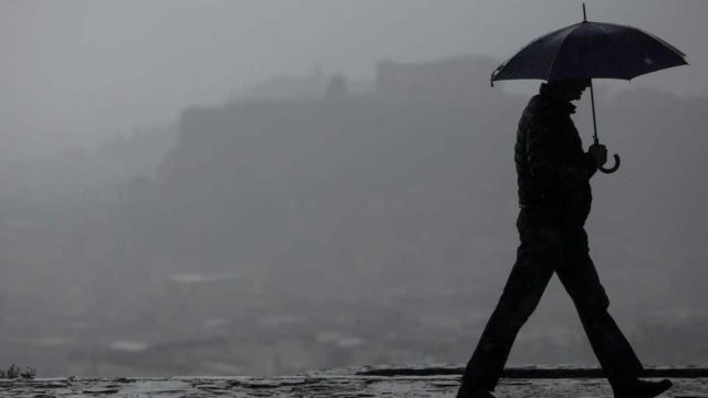 Καιρός σήμερα: Βροχές και καταιγίδες σε όλη τη χώρα
