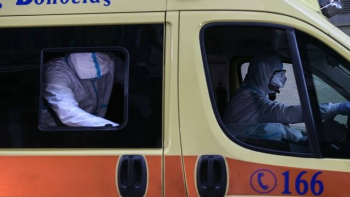 Δέκα ασθενοφόρα αγοράζει το υπουργείο Οικονομικών – Ενισχύεται το ΕΣΥ