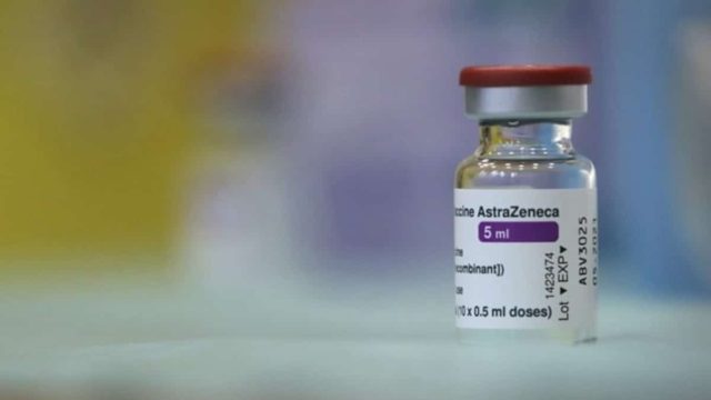 Κορωνοϊός: Υγειονομικός υπάλληλος βρίσκεται σε κώμα αφότου έλαβε την δόση του εμβολίου της AstraZeneca