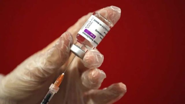 Κορωνοϊός: Άσχημες οι εξελίξεις με το εμβόλιο της AstraZeneca