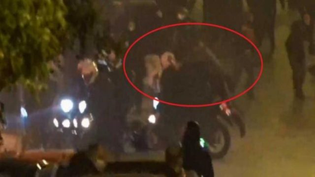 Επεισόδια στη Νέα Σμύρνη: Συνελήφθη ο δράστης που έριξε από το μηχανάκι τον αστυνομικό