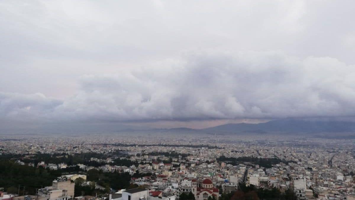Καιρός σήμερα: Σε ποιες περιοχές θα βρέξει; Σύννεφα στην Αττική