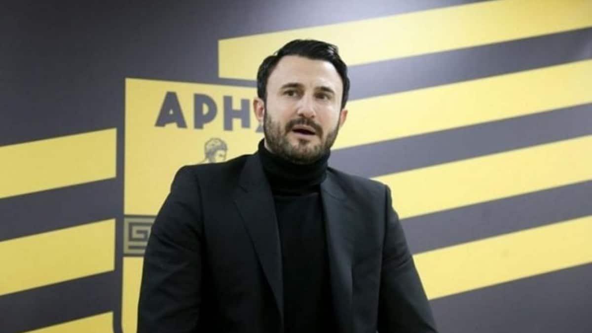 Σοκ στη Super League: Κατηγορίες για πλαστογράφηση συμβολαίου και κίνδυνος υποβιβασμού!