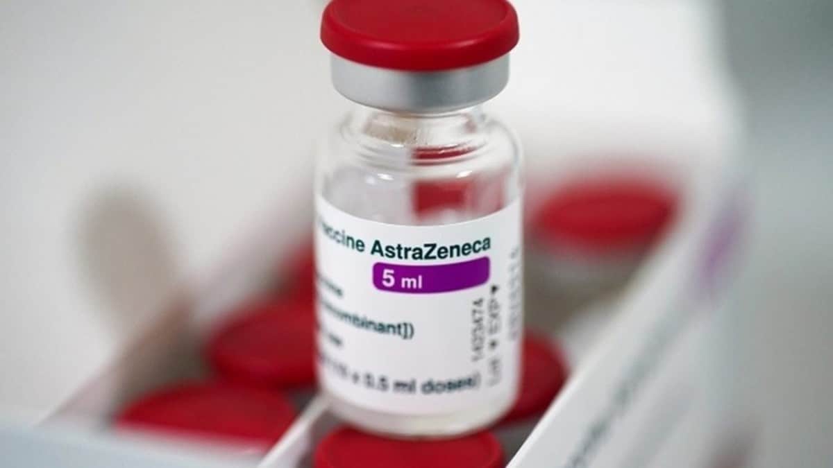 AstraZeneca: Άλλαξε όνομα στο εμβόλιο της