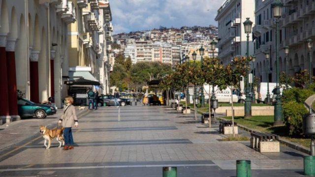 Κορωνοϊός: Συναγερμός με την κορύφωση της πανδημίας – Πόσα κρούσματα αναμένεται να δούμε ακόμη