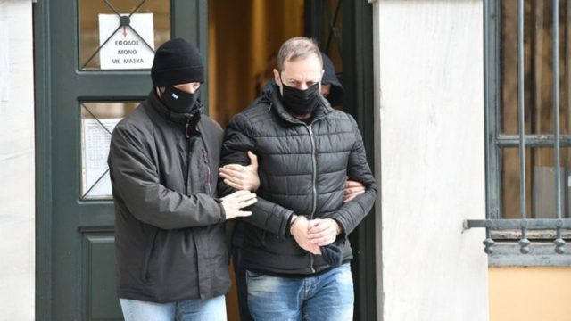 Υπόθεση Λιγνάδη: Ακόμη μία μήνυση κατατέθηκε σε βάρος του – “Με βίασε στο σπίτι του”