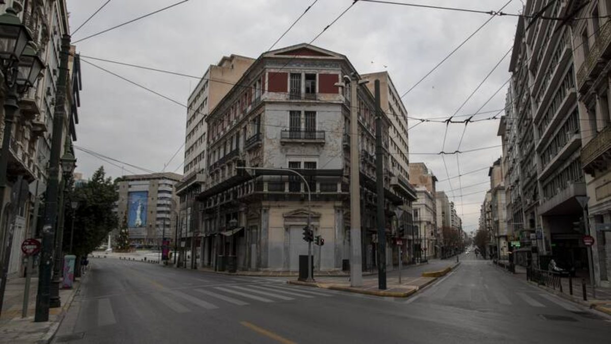 “Βόμβα” Σαρηγιάννη για τον κορωνοϊό: “Πρέπει να πάμε άμεσα σε αυστηρό lockdown αύριο” (video)