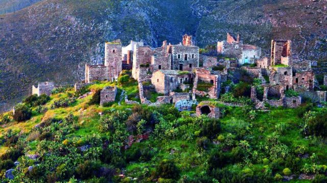 11 πράγματα που πρέπει οπωσδήποτε να κάνετε στη Μάνη!