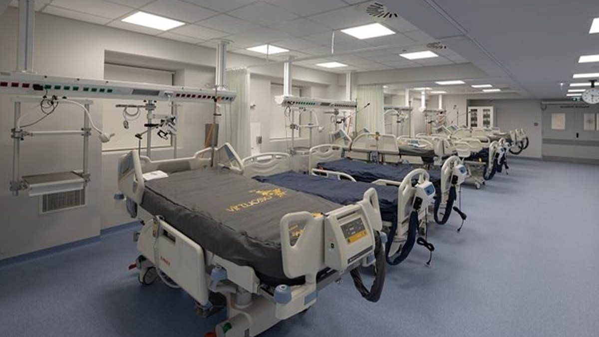 Συναγερμός στα νοσοκομεία της Αττικής – Διασωληνώνουν ασθενείς εκτός εντατικής