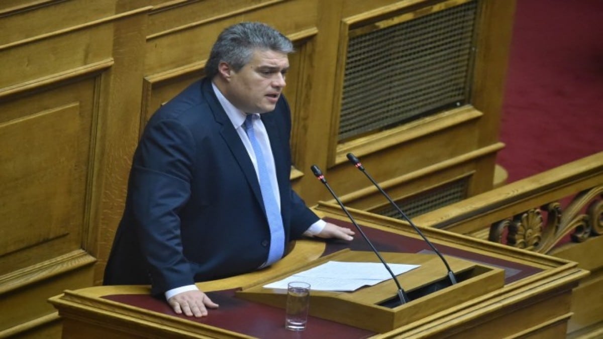 Βουλευτής της ΝΔ παραβίασε το lockdown – Ήταν σε ξενοδοχείο στο Κολωνάκι! (Video)