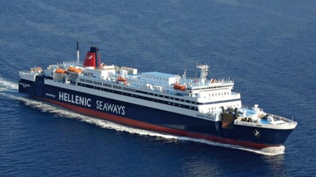 Συναγερμός στο πλοίο “Νήσος Ρόδος”: Βρέθηκαν 12 θετικά κρούσματα του κορωνοϊού