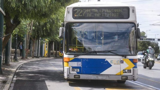Βγαίνουν 300 νέα λεωφορεία στους δρόμους – Τι ανακοίνωσε ο Κώστας Καραμανλής