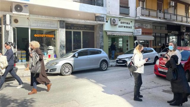 Σεισμός στην Ελασσόνα: Πανικός στους δρόμους – Σε ποιες περιοχές έγινε αισθητός (video)